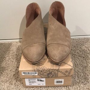 Free People Flat Royale in beige